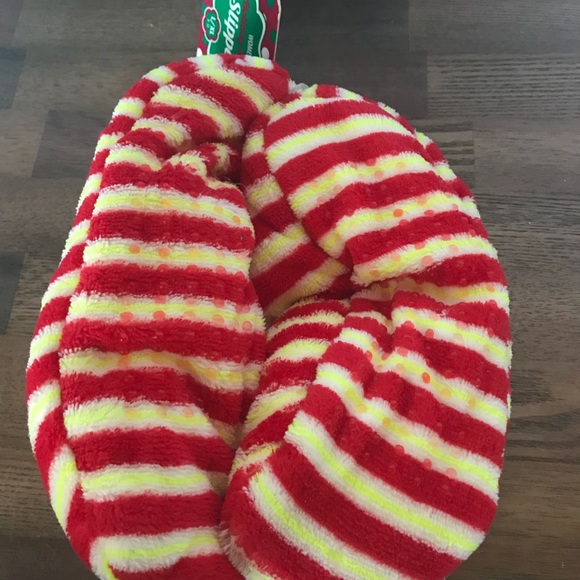 Christmas Slippers - Picture 3 of 5